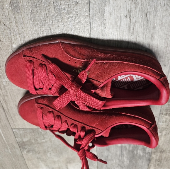 Puma - Picture 3 of 9